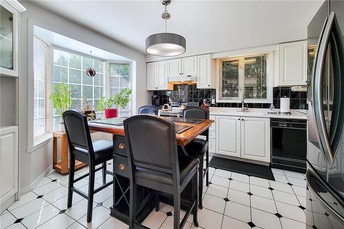 Kitchen - 251 Alderlea Avenue, Hamilton, ON 