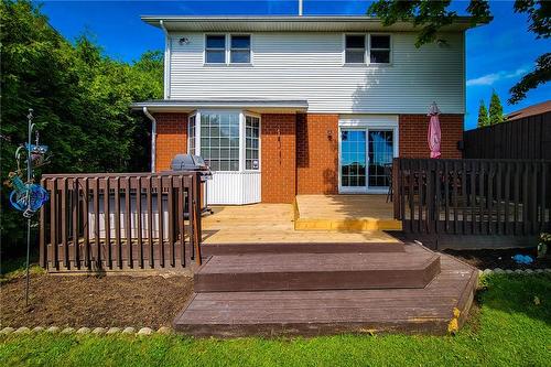 Back yard Deck - 251 Alderlea Avenue, Hamilton, ON 