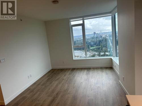 507 North Road, Coquitlam, BC - Indoor Photo Showing Laundry Room