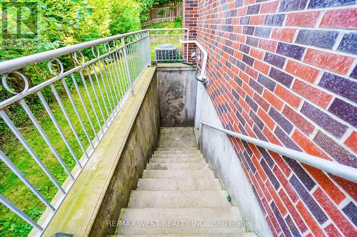 34 O'Shea Crescent, Toronto (Don Valley Village), ON 