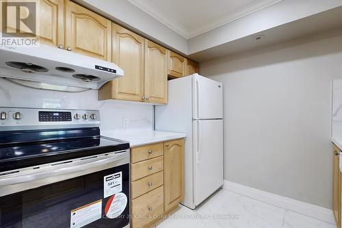 81 Sunrise Drive, Markham (Milliken Mills East), ON - Indoor Photo Showing Kitchen