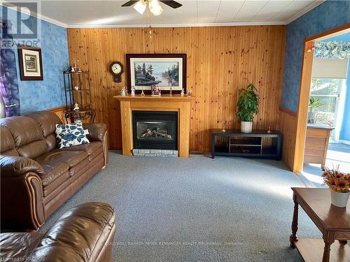 406 Jane Street, Brockton, ON - Indoor Photo Showing Living Room With Fireplace