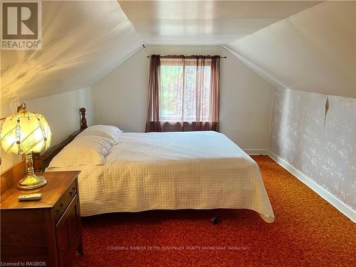 406 Jane Street, Brockton, ON - Indoor Photo Showing Bedroom