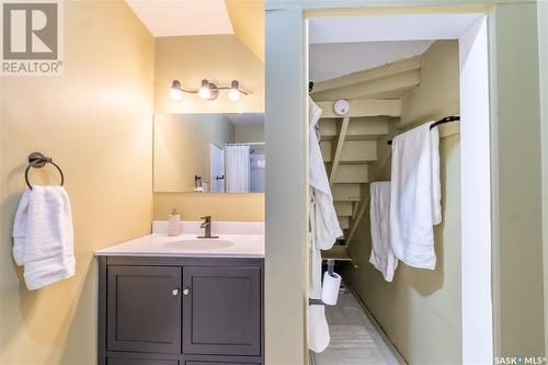 245 Prairie Avenue, Briercrest, SK - Indoor Photo Showing Bathroom