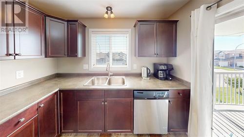 46 5004 James Hill Road, Regina, SK - Indoor Photo Showing Kitchen With Double Sink