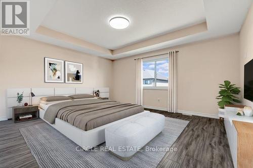 242 Middleton Avenue, London, ON - Indoor Photo Showing Bedroom