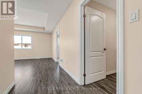 242 Middleton Avenue, London, ON - Indoor Photo Showing Other Room