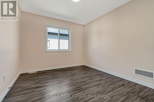 242 Middleton Avenue, London, ON - Indoor Photo Showing Other Room