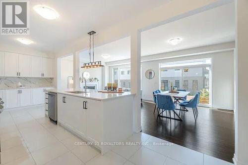 297 Broadacre Drive, Kitchener, ON - Indoor Photo Showing Kitchen With Upgraded Kitchen