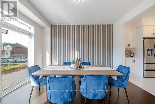 297 Broadacre Drive, Kitchener, ON - Indoor Photo Showing Dining Room