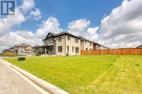 22 Ovation Drive, Thorold, ON 