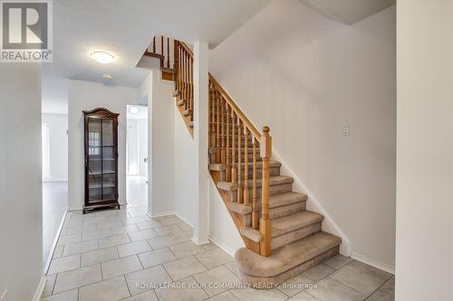 532 Tara Hill Circle, Aurora (Aurora Village), ON - Indoor Photo Showing Other Room