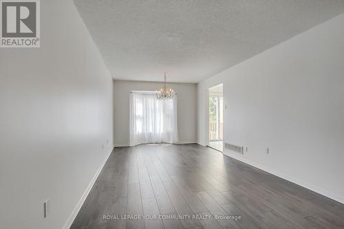 532 Tara Hill Circle, Aurora (Aurora Village), ON - Indoor Photo Showing Other Room