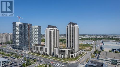 1409 - 9075 Jane Street, Vaughan, ON - Outdoor With View