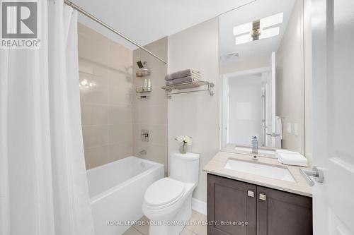 1409 - 9075 Jane Street, Vaughan, ON - Indoor Photo Showing Bathroom