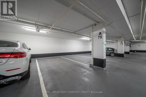 1409 - 9075 Jane Street, Vaughan, ON - Indoor Photo Showing Garage