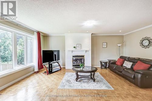 2492 Erin Centre Boulevard, Mississauga, ON - Indoor Photo Showing Living Room With Fireplace