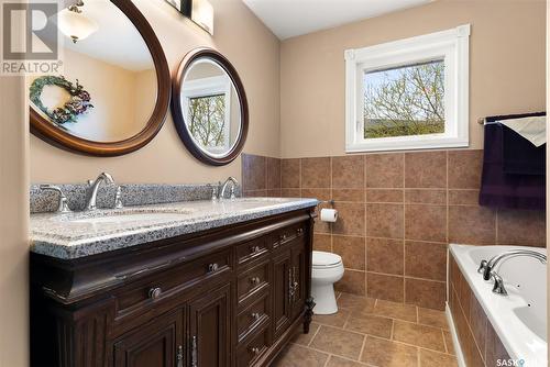 47 Emerald Creek Drive, White City, SK - Indoor Photo Showing Bathroom