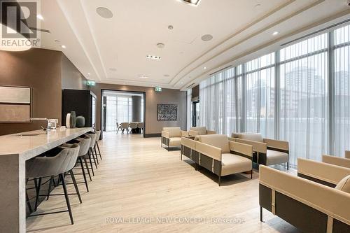 2907 - 403 Church Street, Toronto, ON - Indoor