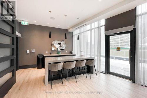 2907 - 403 Church Street, Toronto, ON - Indoor