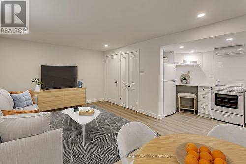 Lower - 93 Shadyside Avenue, Hamilton, ON - Indoor Photo Showing Living Room