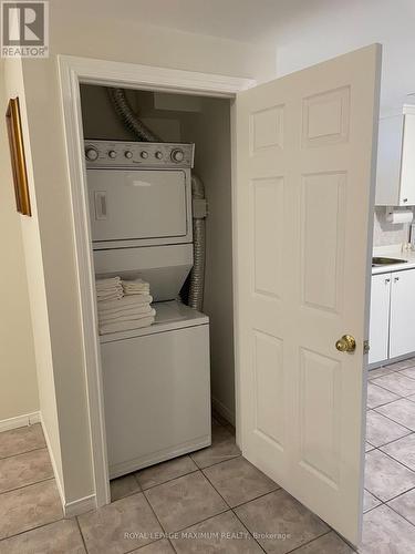 107 Blaine Court, Vaughan, ON - Indoor Photo Showing Laundry Room