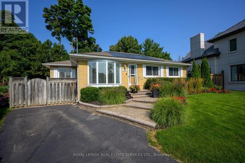 1381 Constance Drive, Oakville, ON - Outdoor With Facade