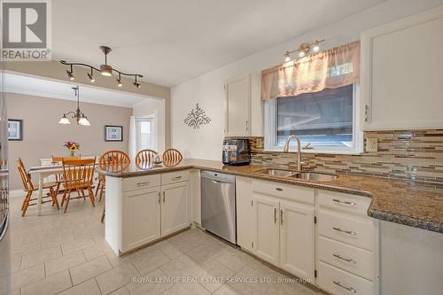 1381 Constance Drive, Oakville, ON - Indoor Photo Showing Kitchen With Double Sink