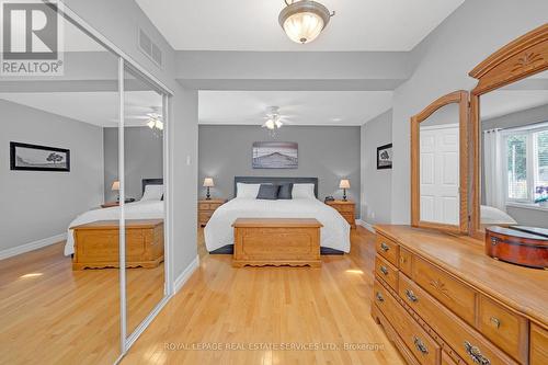 1381 Constance Drive, Oakville, ON - Indoor Photo Showing Bedroom