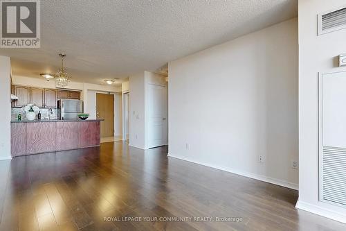 702 - 9 Northern Heights Drive, Richmond Hill (Langstaff), ON - Indoor