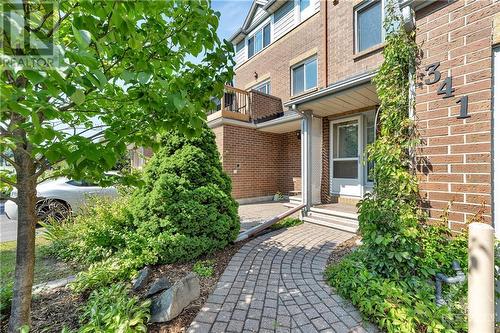 341 Knudson Drive, Ottawa, ON - Outdoor