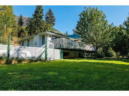 12698 Highway 3A, Boswell, BC - Outdoor