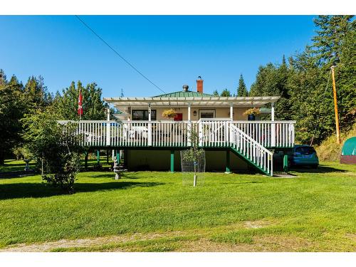 12698 Highway 3A, Boswell, BC - Outdoor With Deck Patio Veranda