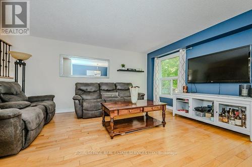 1251 Hedgestone Crescent, Oakville (Glen Abbey), ON - Indoor Photo Showing Living Room