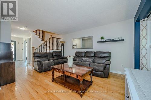 1251 Hedgestone Crescent, Oakville (Glen Abbey), ON - Indoor Photo Showing Living Room