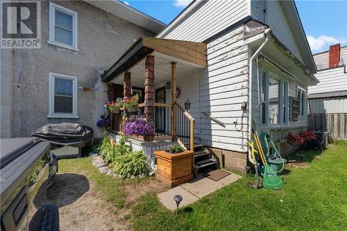 7 Isabella Street, Pembroke, ON - Outdoor