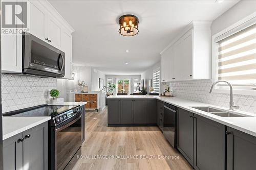 1351 Frank Street, Kingston, ON - Indoor Photo Showing Kitchen With Double Sink With Upgraded Kitchen