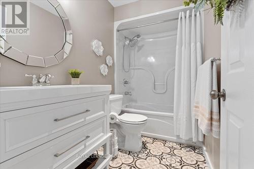 1351 Frank Street, Kingston, ON - Indoor Photo Showing Bathroom