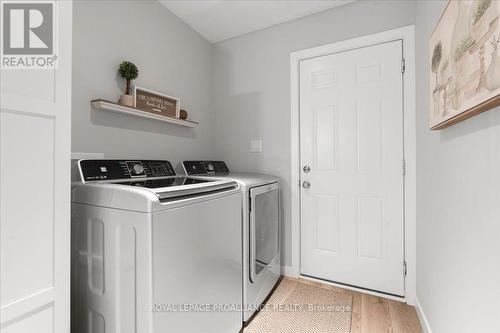 1351 Frank Street, Kingston, ON - Indoor Photo Showing Laundry Room