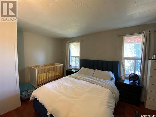 311 1St Avenue W, Kindersley, SK - Indoor Photo Showing Bedroom