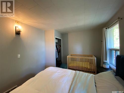 311 1St Avenue W, Kindersley, SK - Indoor Photo Showing Bedroom