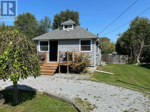 11 Della Street, Georgina, ON - Outdoor