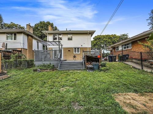 16 Mooregate Ave, Toronto, ON - Outdoor