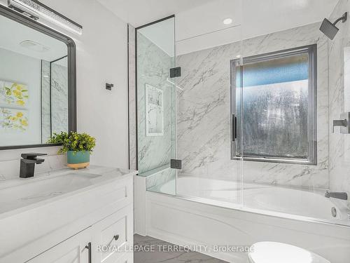 16 Mooregate Ave, Toronto, ON - Indoor Photo Showing Bathroom