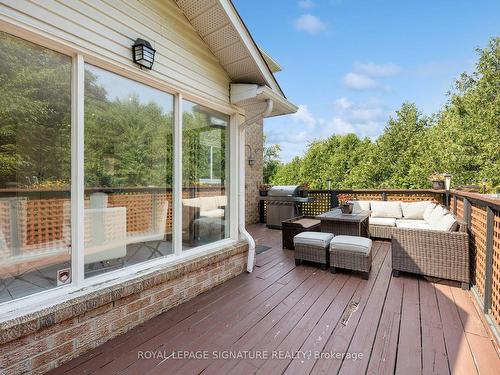 16 Kilbarry Crt, Richmond Hill, ON - Outdoor With Deck Patio Veranda With Exterior