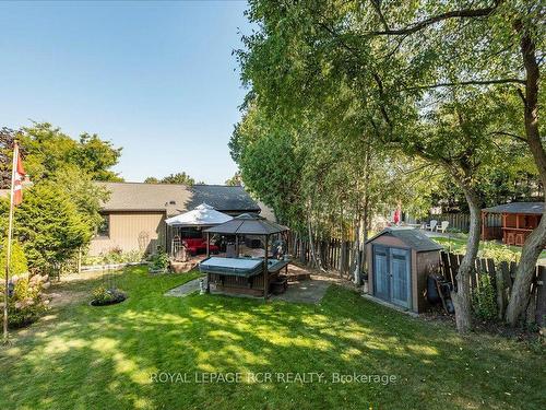 40 Grist Mill Rd, East Gwillimbury, ON - Outdoor With Deck Patio Veranda