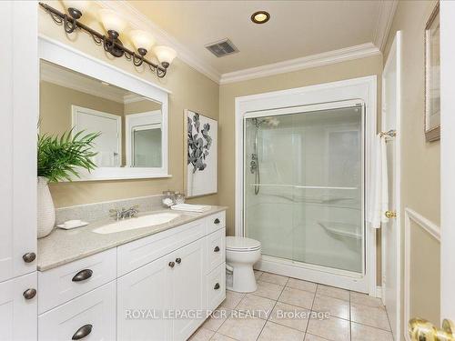 40 Grist Mill Rd, East Gwillimbury, ON - Indoor Photo Showing Bathroom