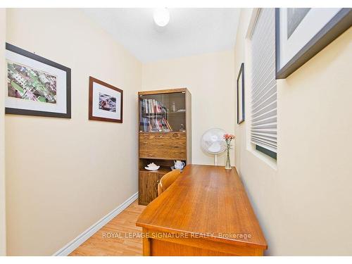 908-35 Ormskirk Ave, Toronto, ON - Indoor Photo Showing Other Room