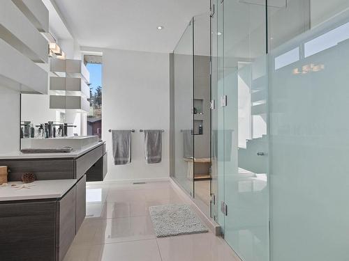 1254 Rockcress Drive, Kamloops, BC - Indoor Photo Showing Bathroom