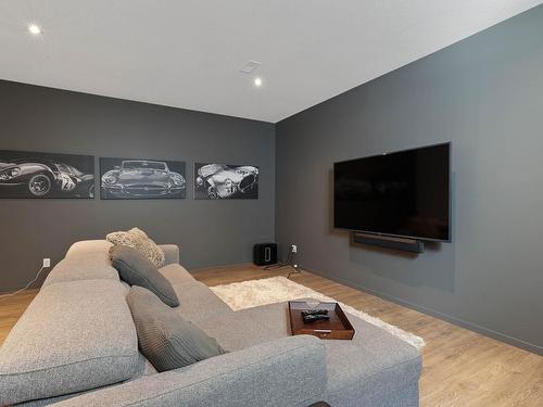 1254 Rockcress Drive, Kamloops, BC - Indoor Photo Showing Living Room